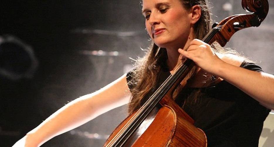 Violoncelliste monaco